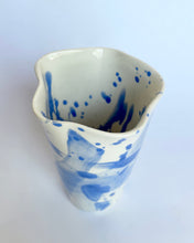 Load image into Gallery viewer, Ceramic Abstract Vase