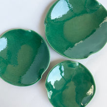 Load image into Gallery viewer, Ceramic Nesting Dishes Jade Green
