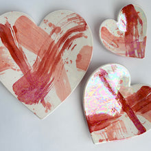 Load image into Gallery viewer, Ceramic Heart Plate