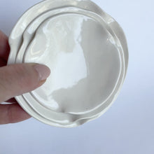 Load and play video in Gallery viewer, Ceramic Nesting Dishes White