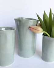 Load and play video in Gallery viewer, Ceramic Vase