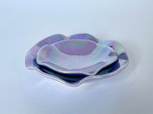 Load image into Gallery viewer, Ceramic Nesting Dishes Heather with Mother of Pearl
