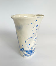 Load image into Gallery viewer, Ceramic abstract vase- blue
